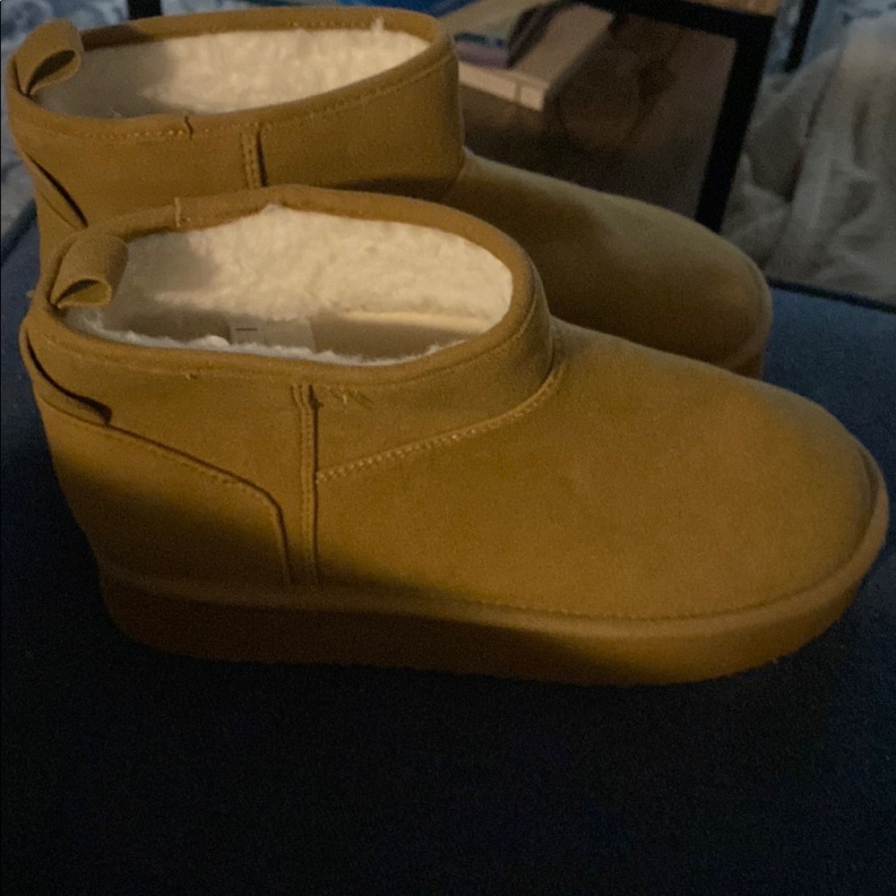 Stylish Tan Ankle Boots